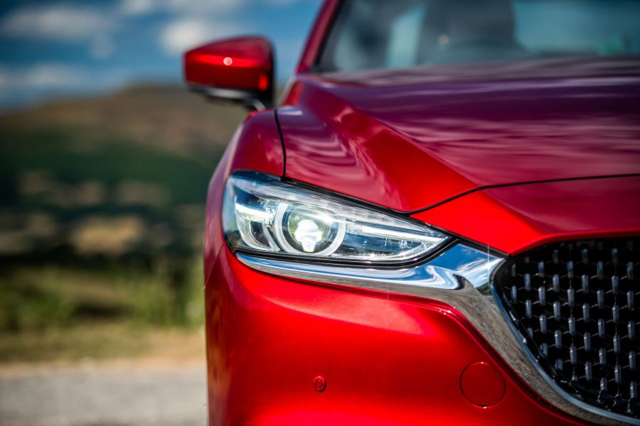 Детали экстерьера Mazda6 (GJ) 2018 года  (UK) (фото 24 из 46)